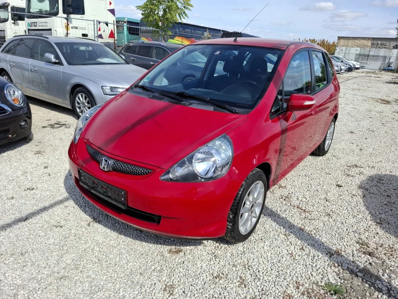 Honda Jazz, снимка 2 - Автомобили и джипове - 52143971