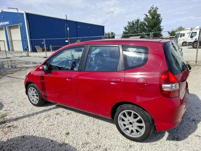 Honda Jazz, снимка 3 - Автомобили и джипове - 52143971