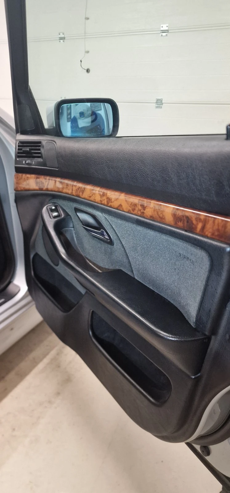 BMW 525 TDS, снимка 8 - Автомобили и джипове - 54427004