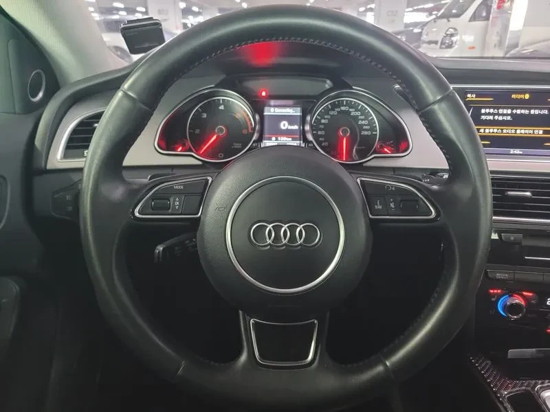 Audi A5 2.0 TDI Quattro, снимка 14 - Автомобили и джипове - 54551463