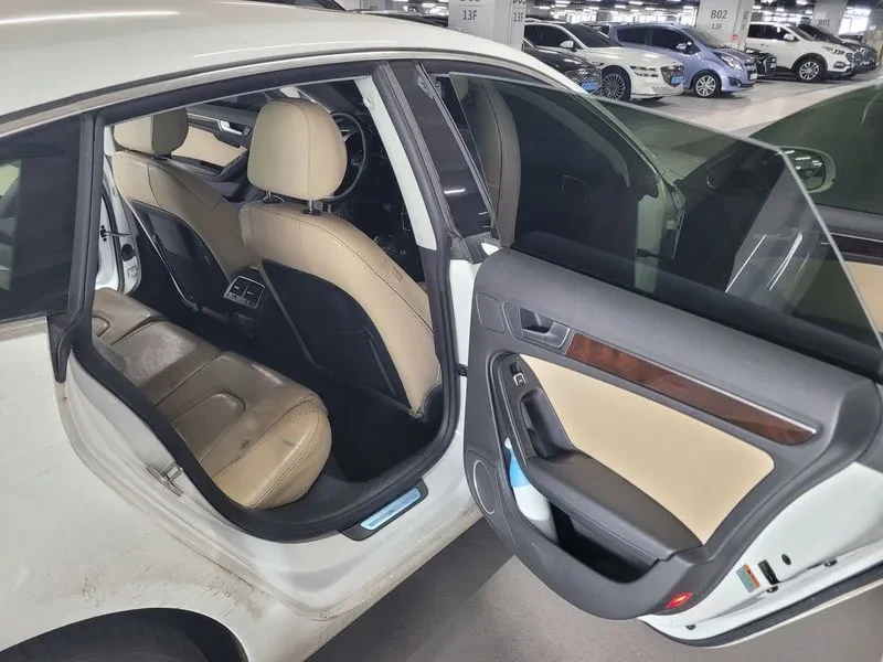 Audi A5 2.0 TDI Quattro, снимка 11 - Автомобили и джипове - 54551463