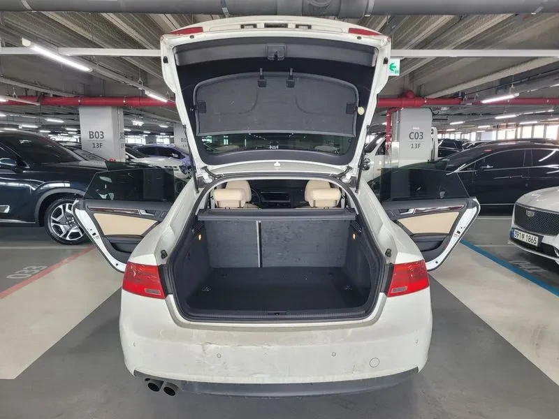 Audi A5 2.0 TDI Quattro, снимка 7 - Автомобили и джипове - 54551463