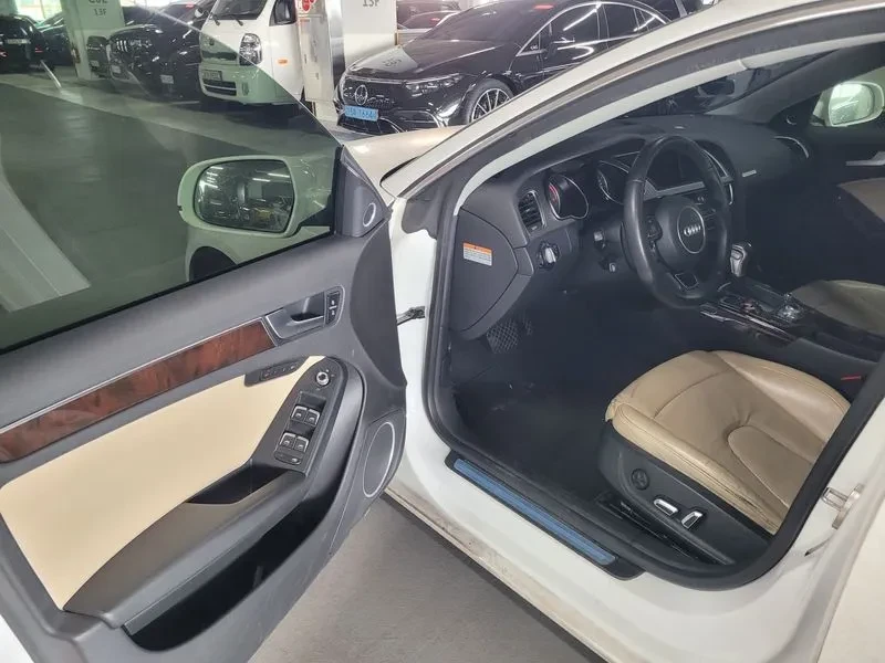 Audi A5 2.0 TDI Quattro, снимка 8 - Автомобили и джипове - 54551463