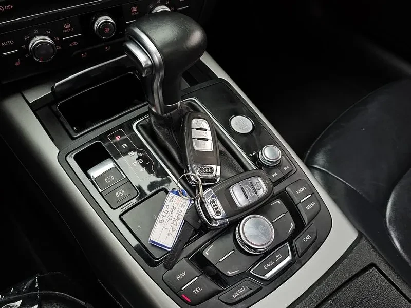 Audi A6 3.0 TDI Quattro, снимка 9 - Автомобили и джипове - 54553922