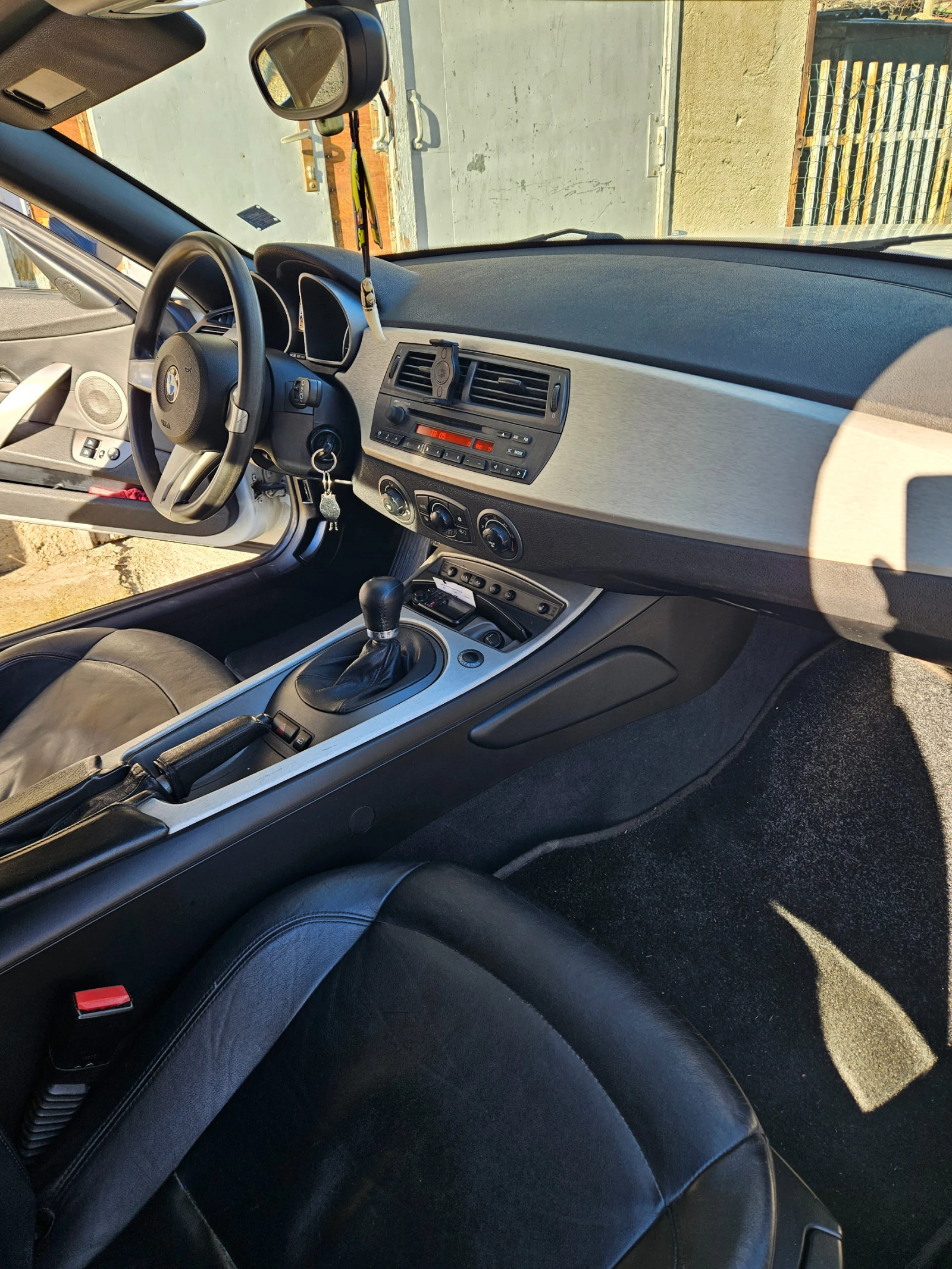 BMW Z4 2.5i | Mobile.bg   14