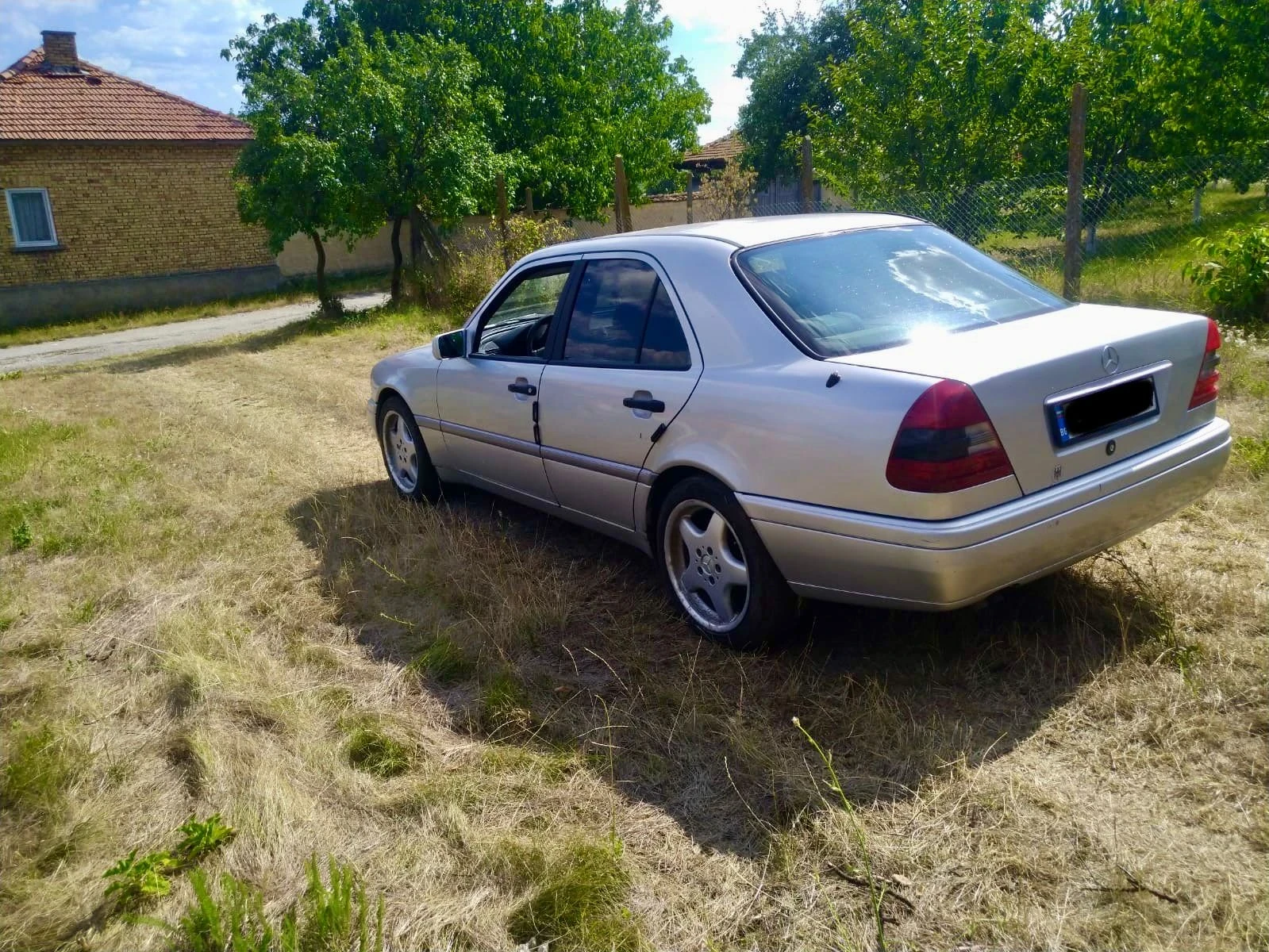 Mercedes-Benz C 200  - изображение 3