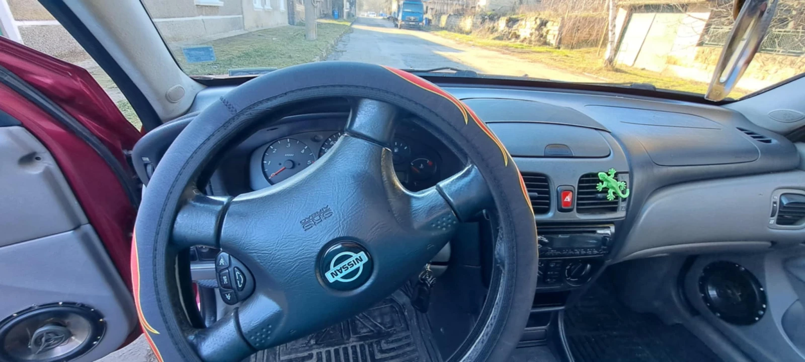 Nissan Almera | Mobile.bg — изображение 15
