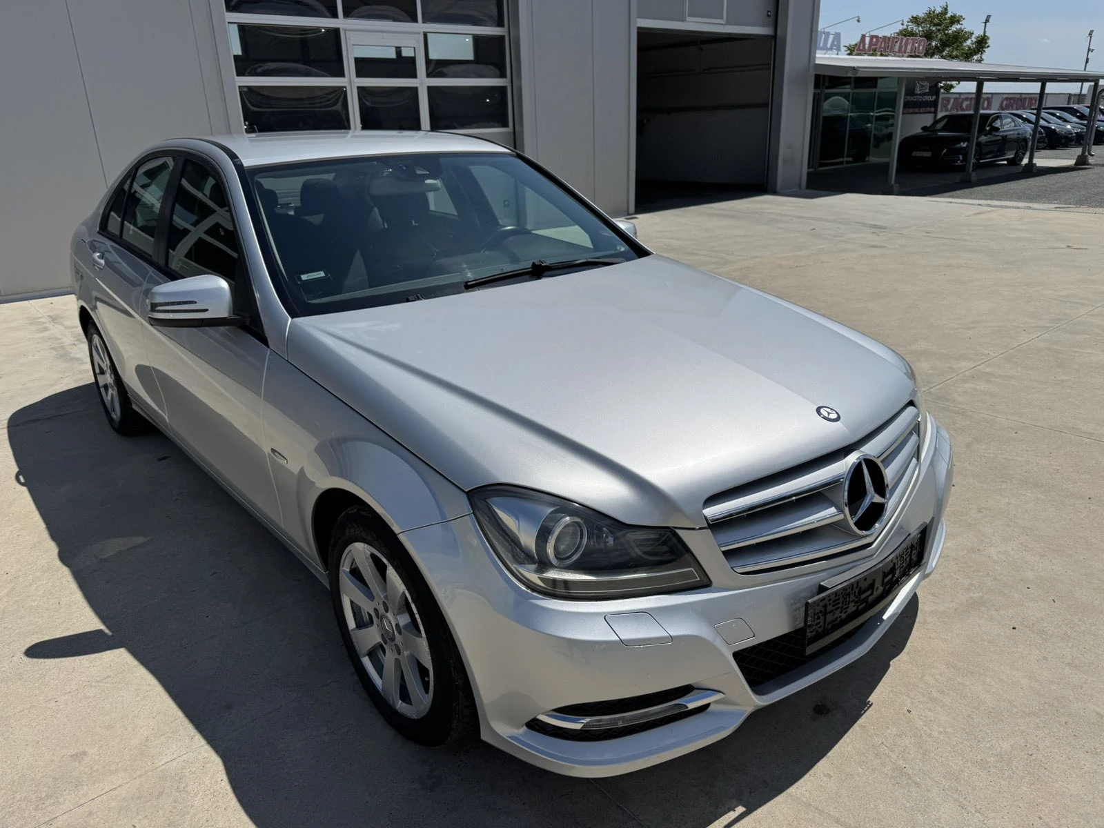 Mercedes-Benz C 220 2.2CDI * AMG* АВТОМАТ - изображение 6
