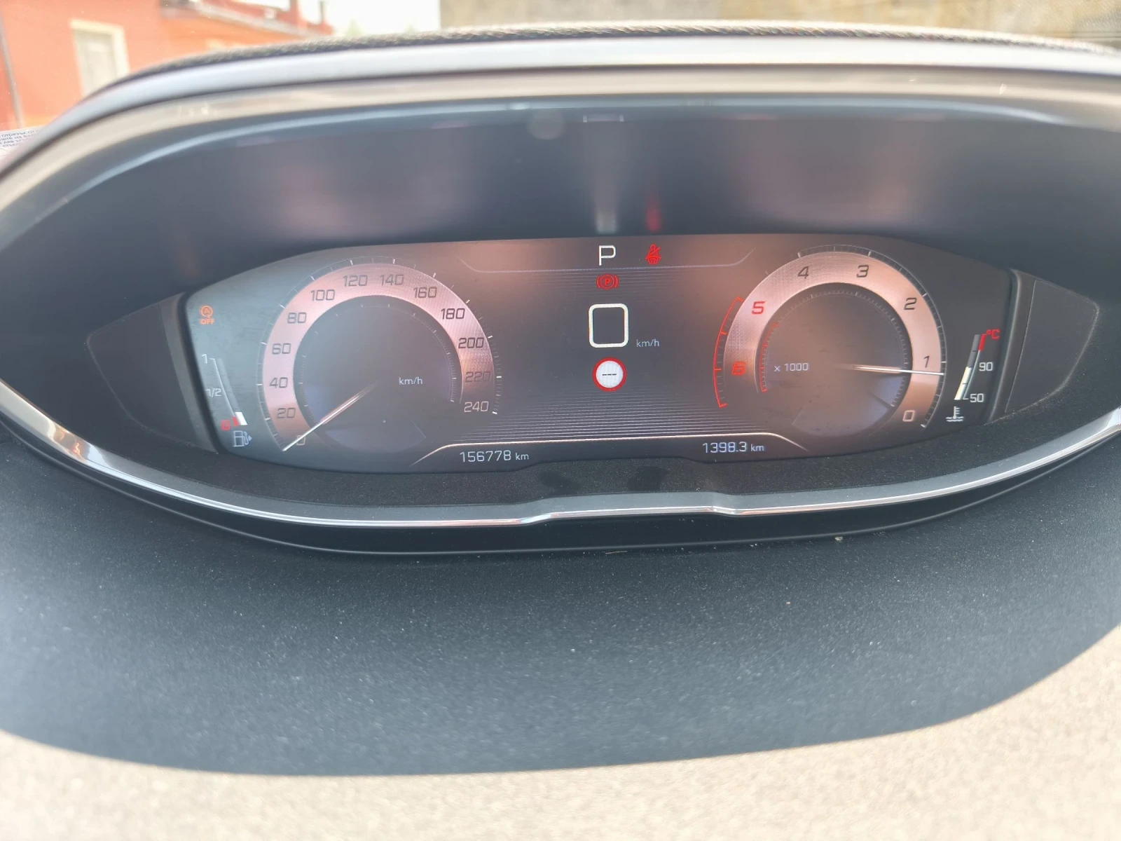 Peugeot 5008 2.0HDI GTline - изображение 8