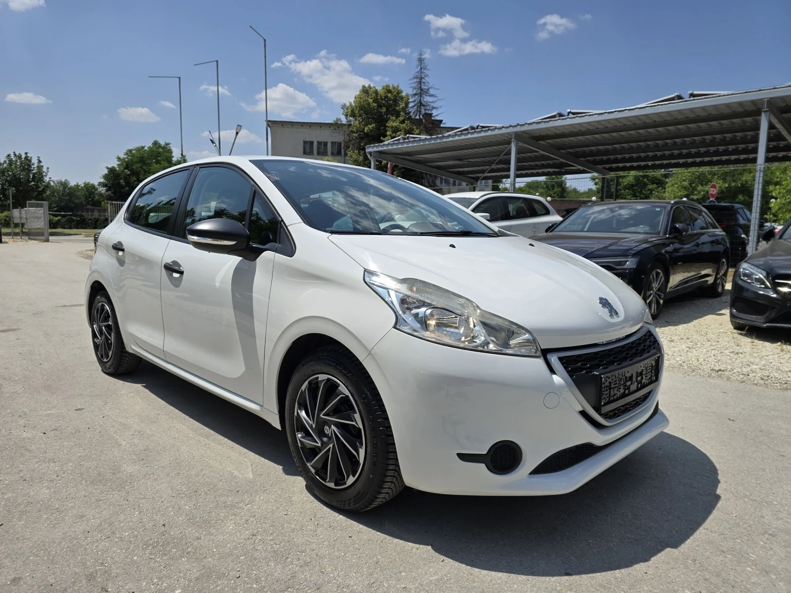 Peugeot 208 1.0VTi 68к.с 127хил км - изображение 2