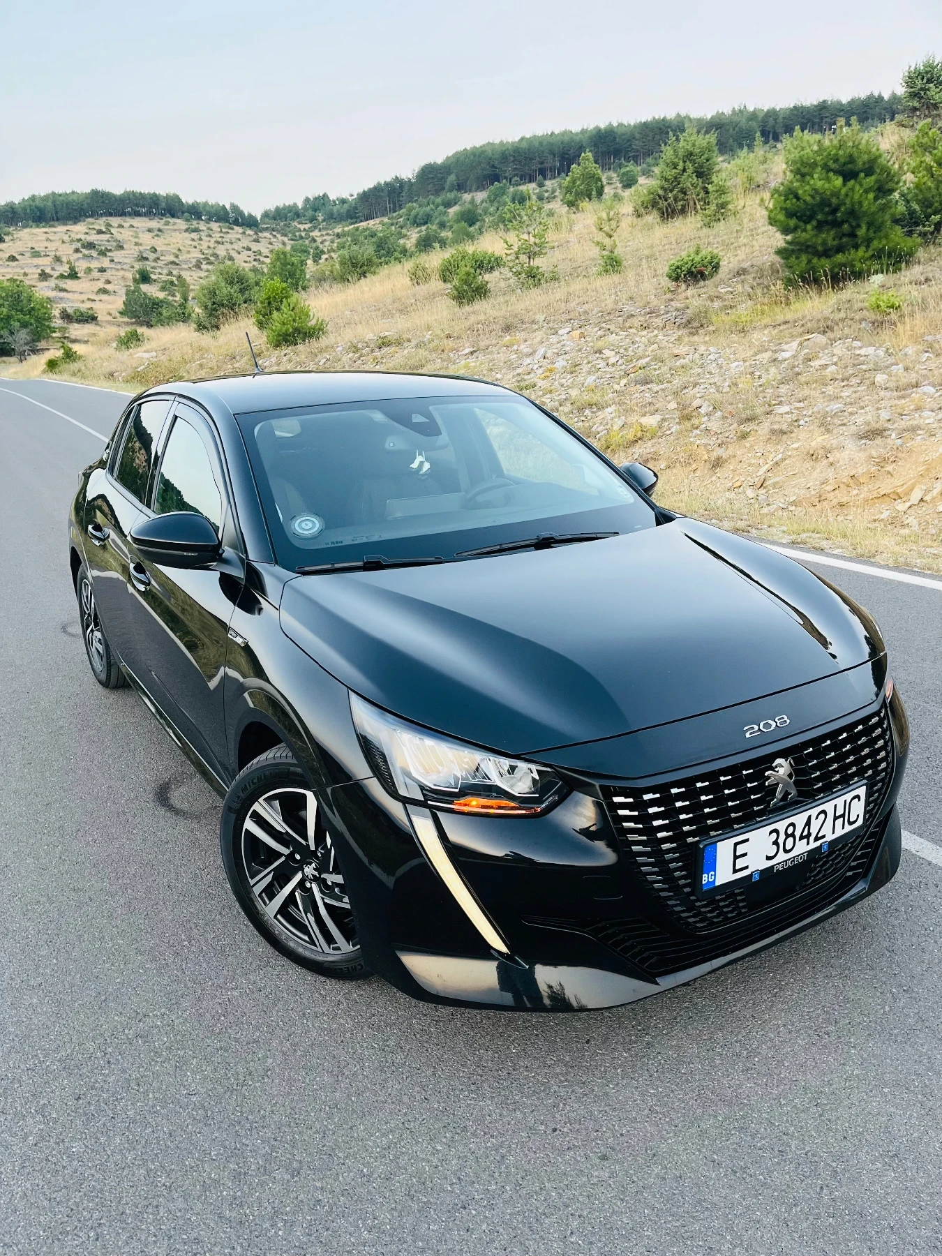 Peugeot 208 1.2 PureTech Sport (101кс) - изображение 6
