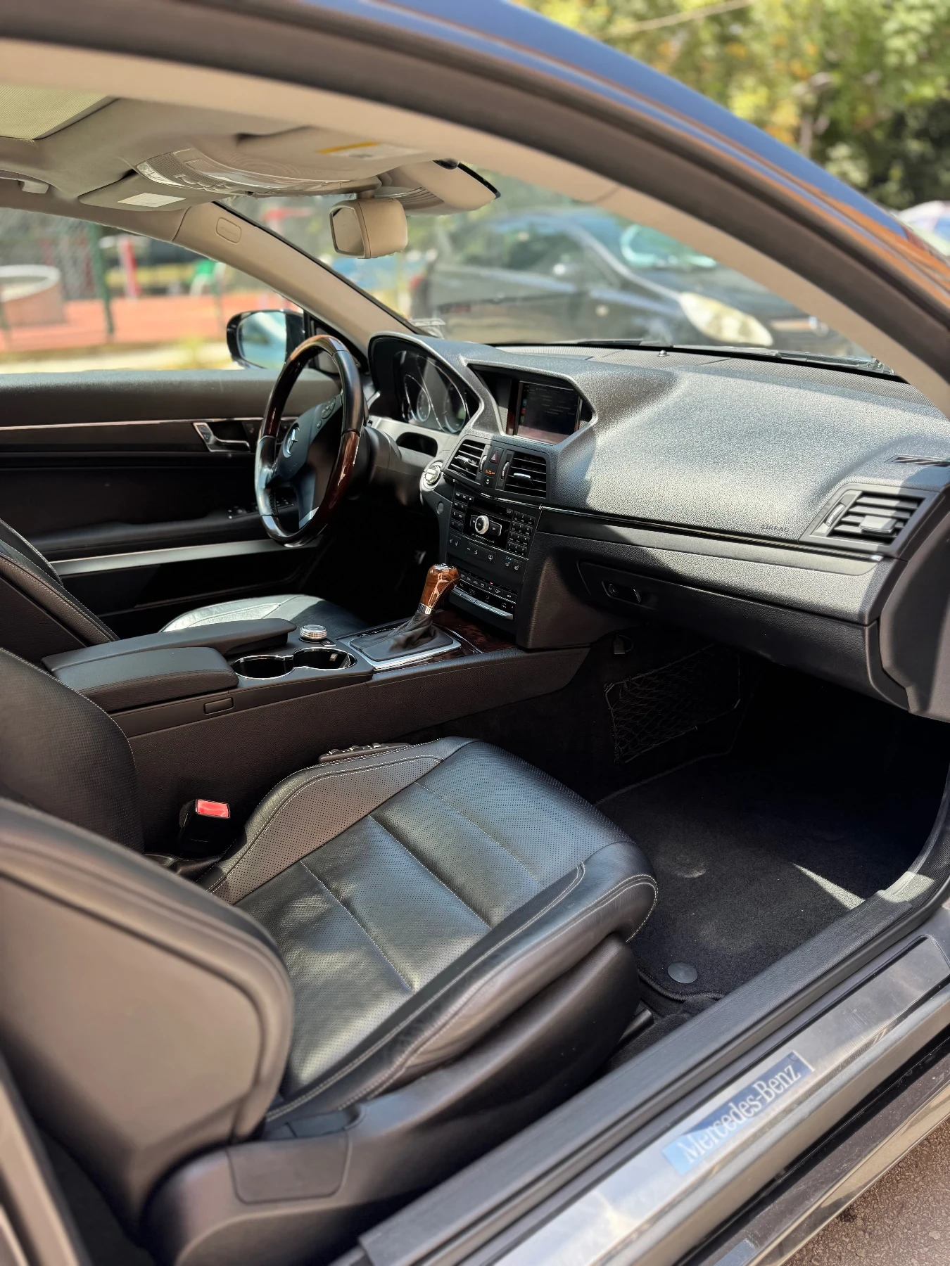 Mercedes-Benz E 500 LPG - изображение 9