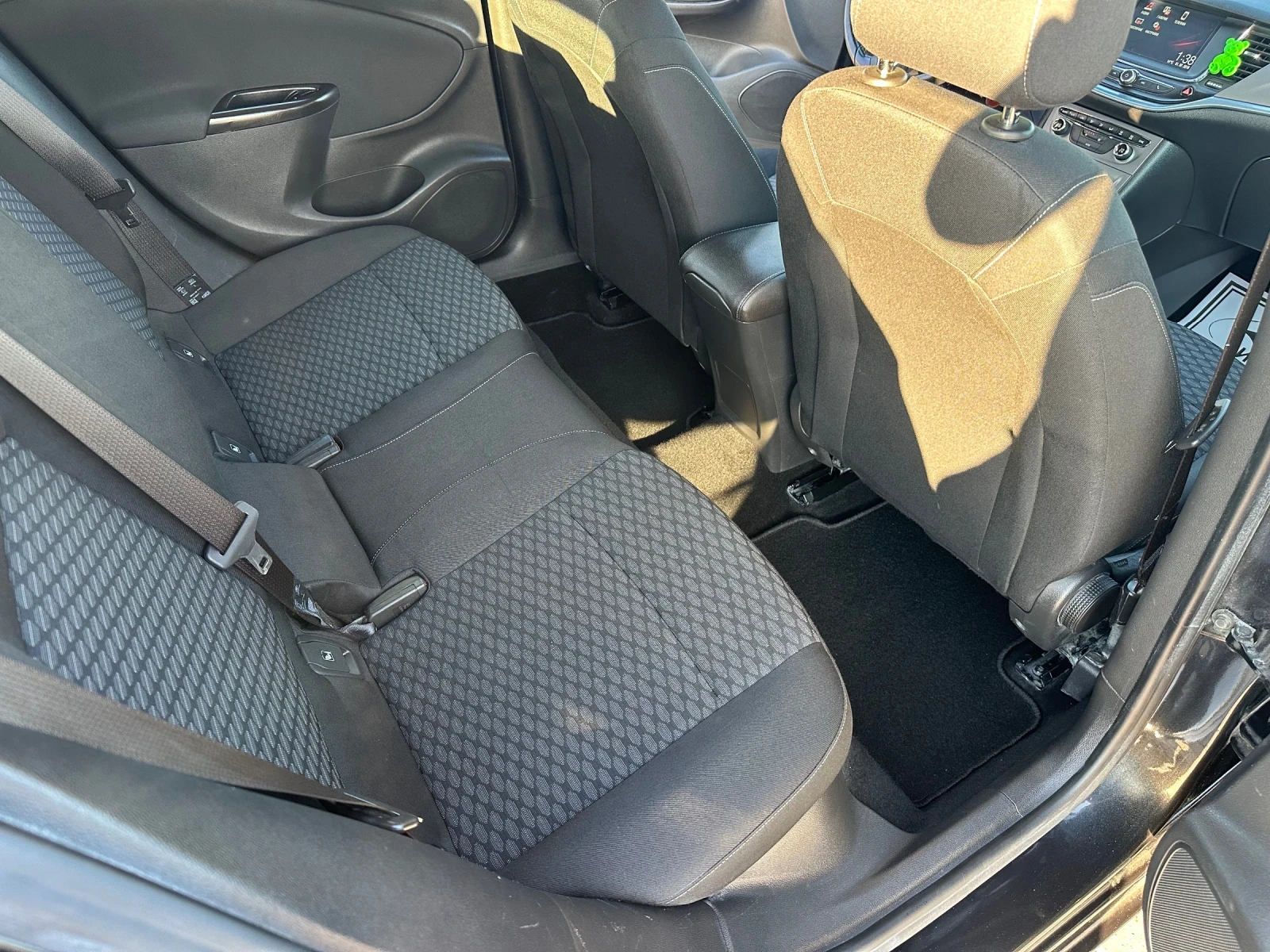 Opel Astra 1.6tdi   CarPlay Euro6  | Mobile.bg   12