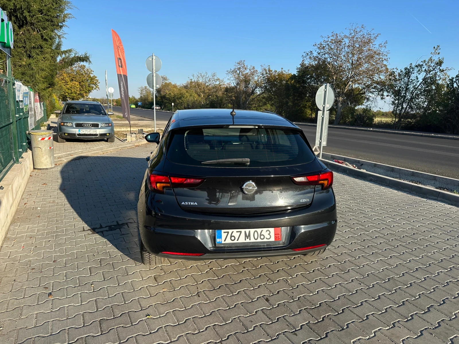 Opel Astra 1.6tdi Парктроник Нави CarPlay Euro6  - изображение 4