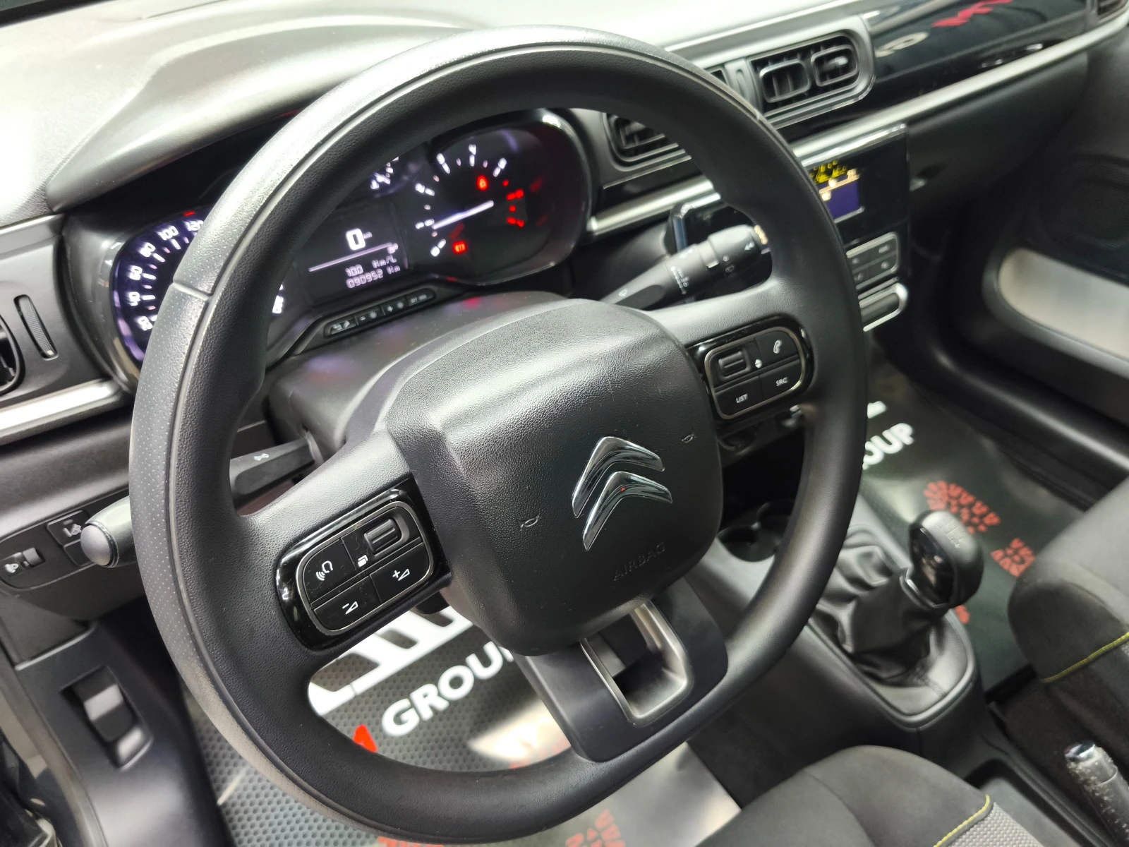 Citroen C3 1.2i 82k.c Euro6 - изображение 9