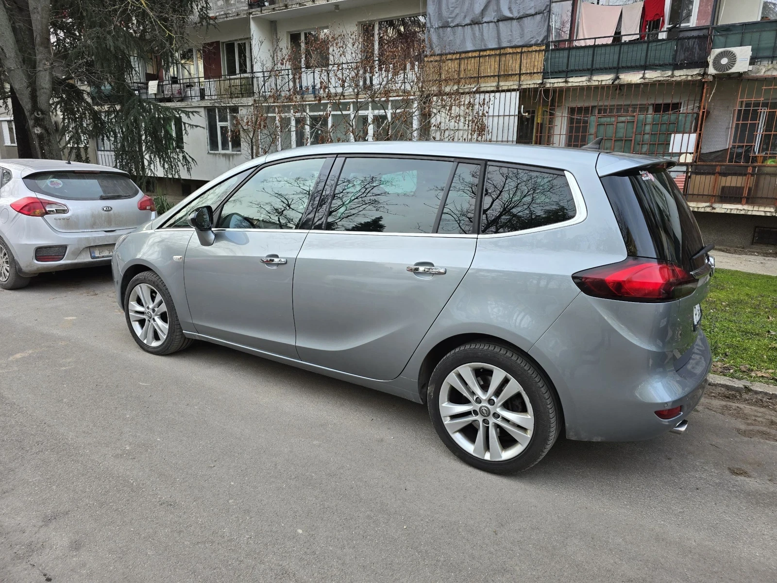 Opel Zafira, снимка 3 - Автомобили и джипове - 53798170