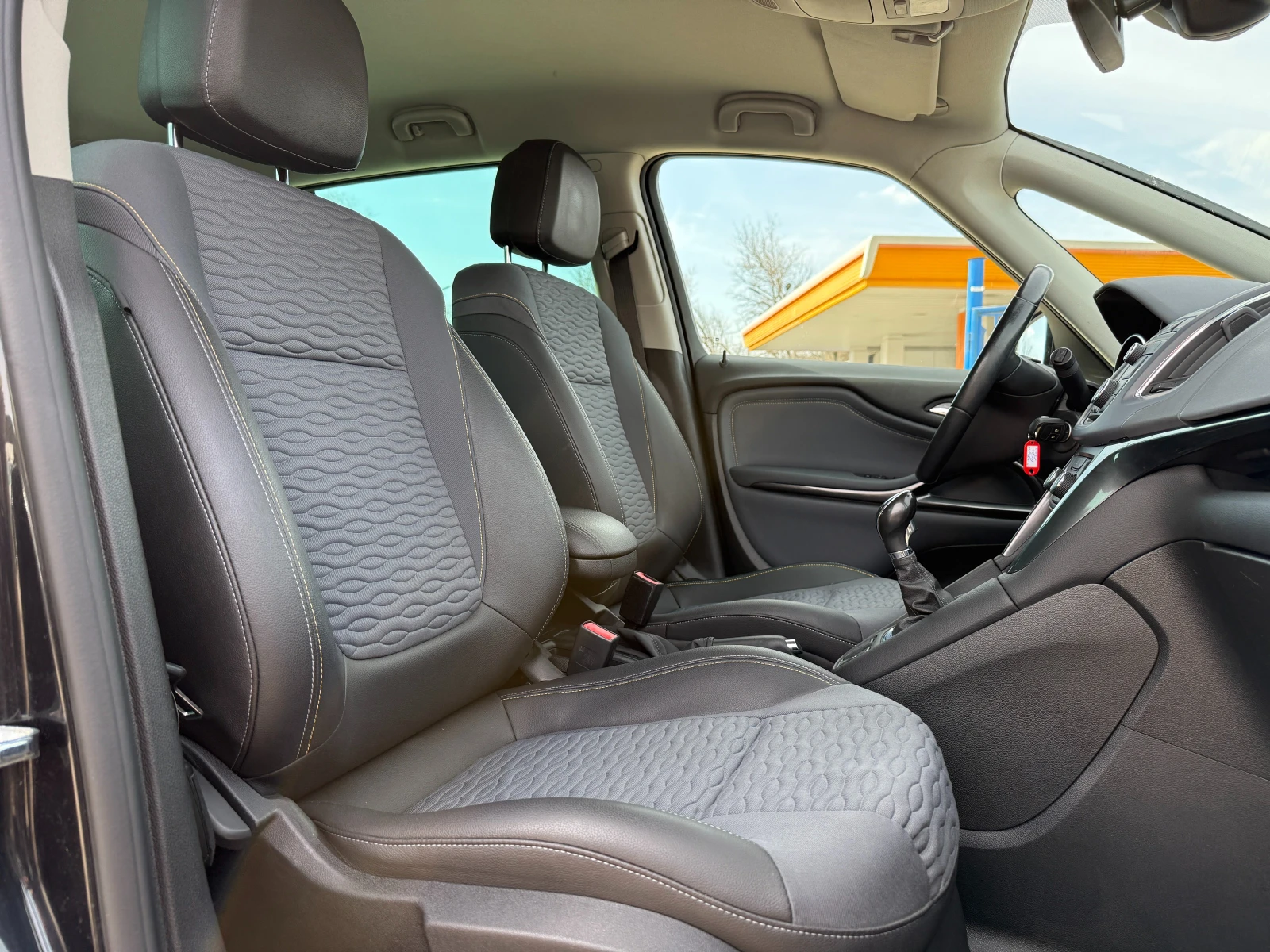 Opel Zafira 1.6i-150к.с-Cosmo-7местна-климатроник-ел пакет-, снимка 15 - Автомобили и джипове - 53900566