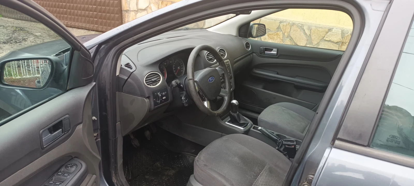 Ford Focus 1.6tdci, снимка 4 - Автомобили и джипове - 54038283