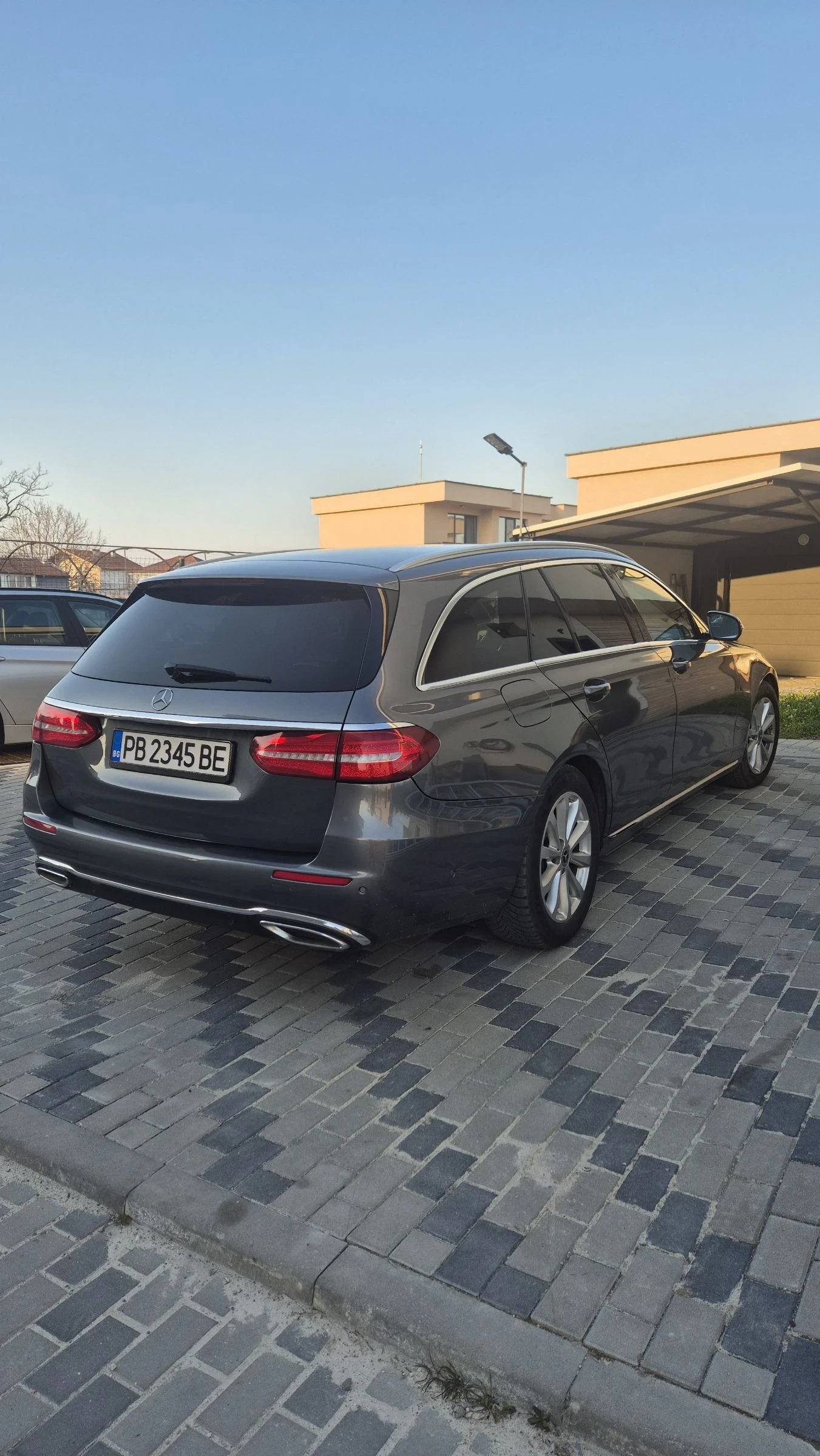 Mercedes-Benz E 350, снимка 4 - Автомобили и джипове - 54581833