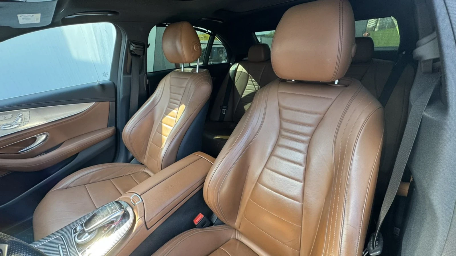 Mercedes-Benz E 350 AMG / Burmester/ 350d / 360cam, снимка 15 - Автомобили и джипове - 54773915