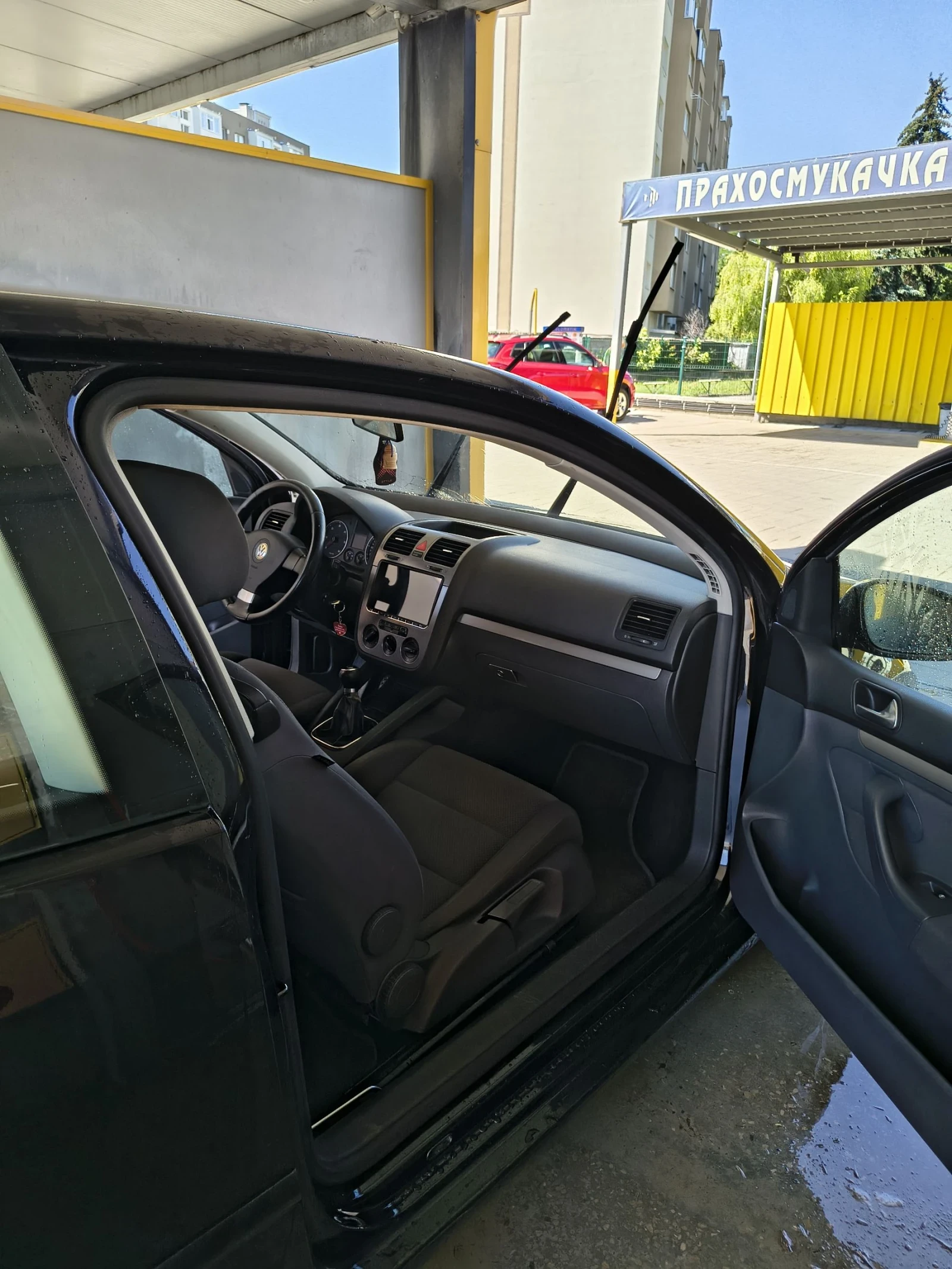 VW Golf 5, снимка 8 - Автомобили и джипове - 55280667