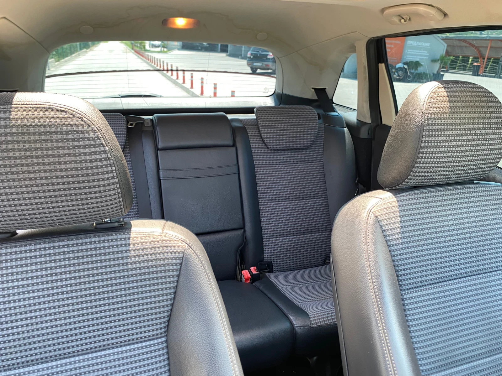 Mercedes-Benz B 180, снимка 11 - Автомобили и джипове - 55281359