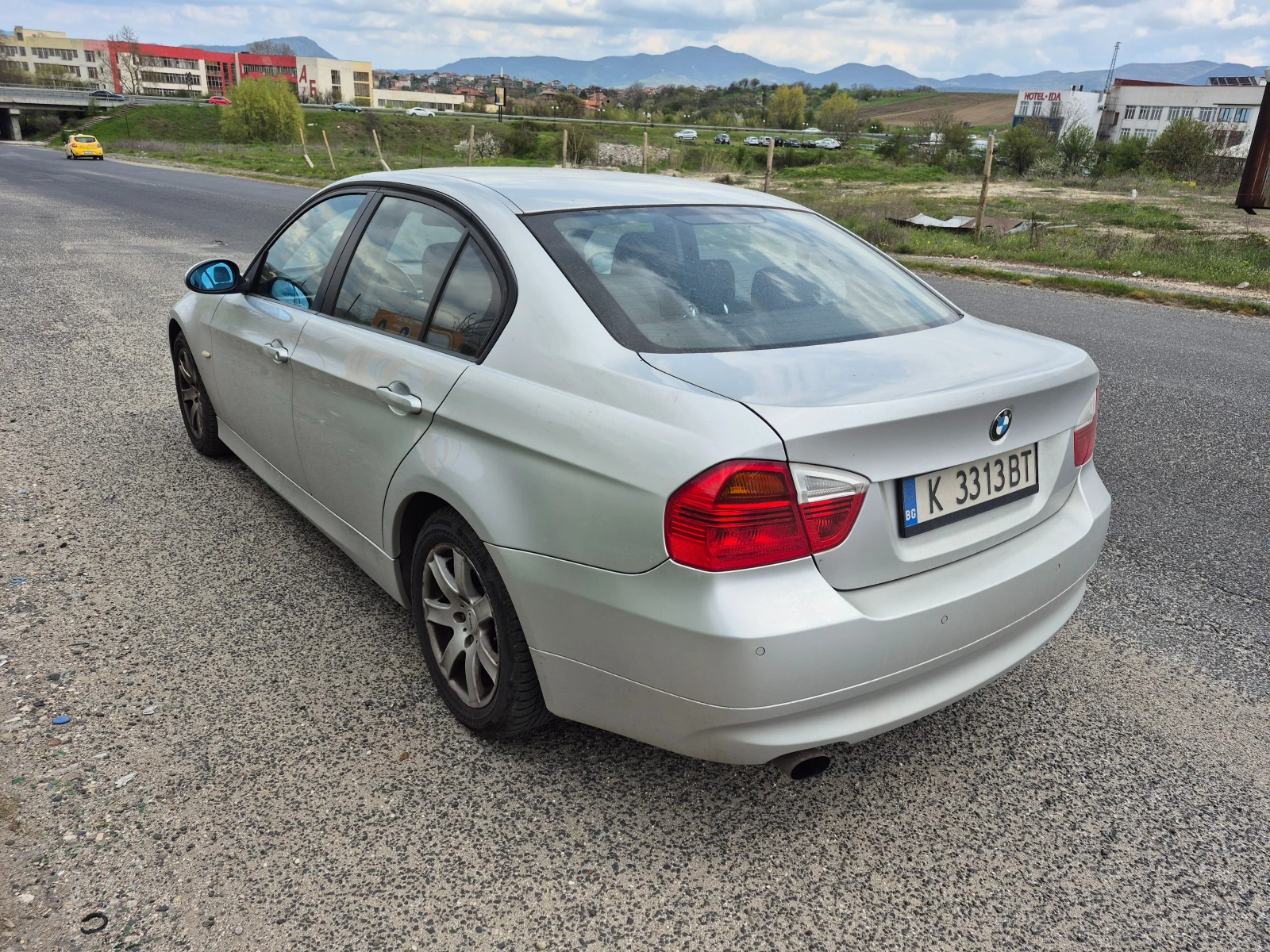 BMW 318 318i, снимка 3 - Автомобили и джипове - 55411407