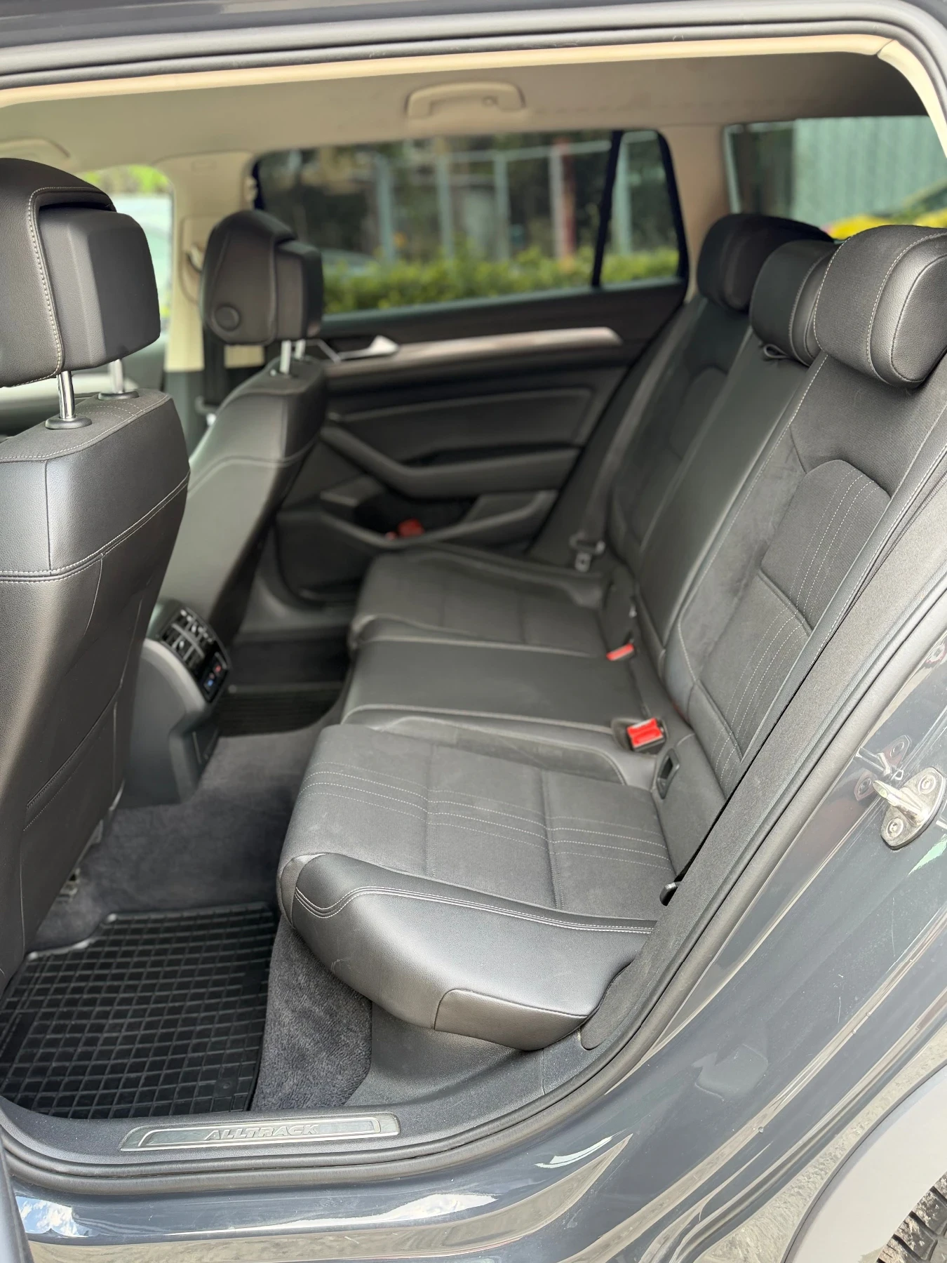 VW Passat, снимка 10 - Автомобили и джипове - 55588954