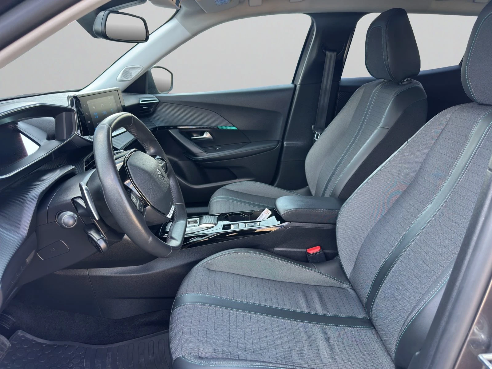 Peugeot 2008 ALLURE PACK 1.2 PureTech 130 EAT8 EURO6//2203213 | Mobile.bg � ����������� 11