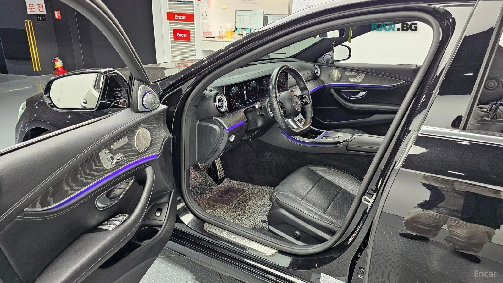 Mercedes-Benz E 350 4MATIC/AMG-LINE/DRIVE-ASSISTS/SUNROOF, снимка 5 - Автомобили и джипове - 55699338