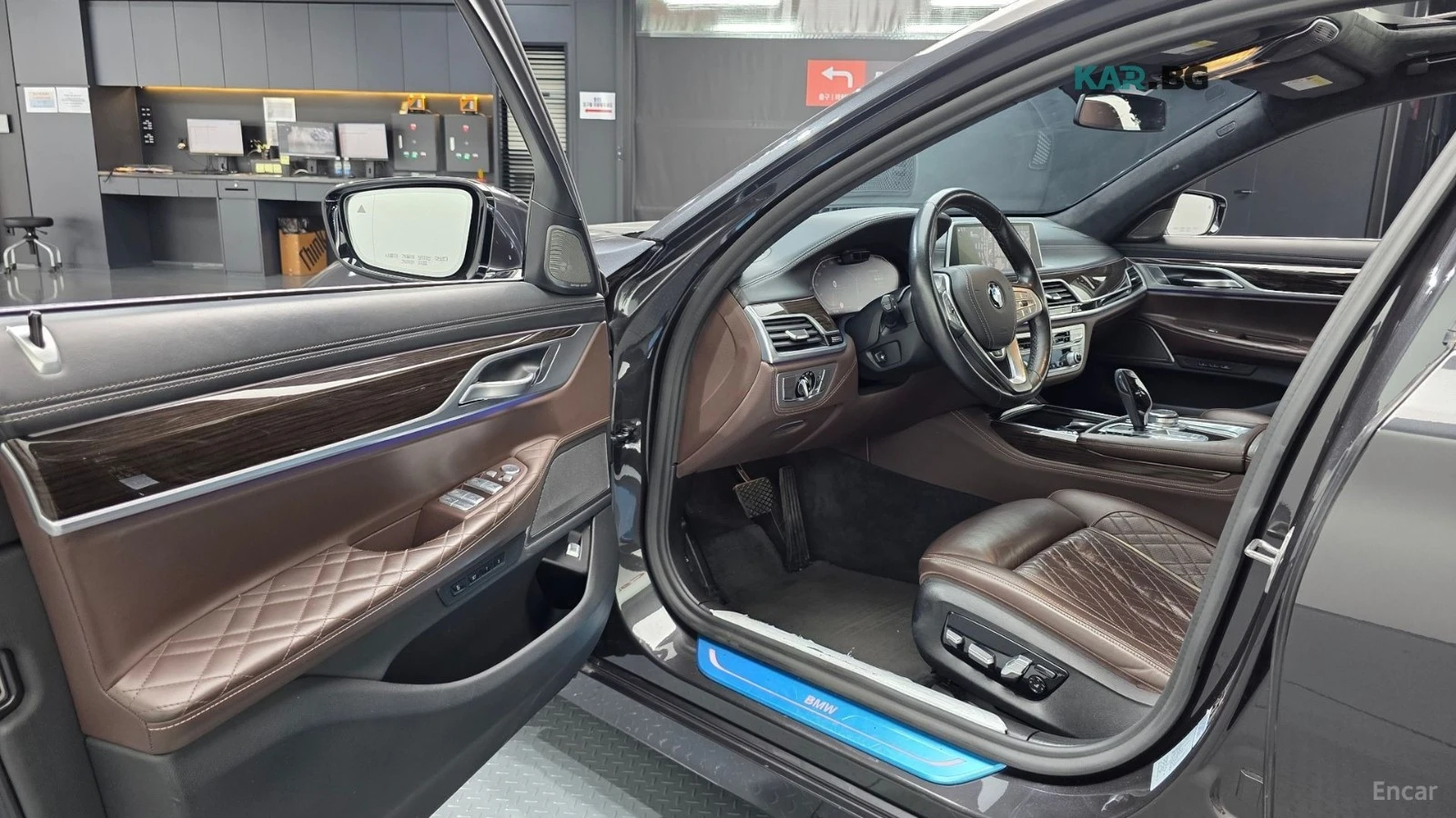 BMW 730 ОБДУХВАНЕ* ПОДГРЕВ* 360 КАМЕРА* HEADUP* ДИСТРОНИК, снимка 10 - Автомобили и джипове - 55836012