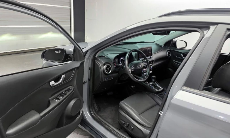 Hyundai Kona Gasoline 1.6 Turbo 2WD Inspiration, снимка 10 - Автомобили и джипове - 52112784