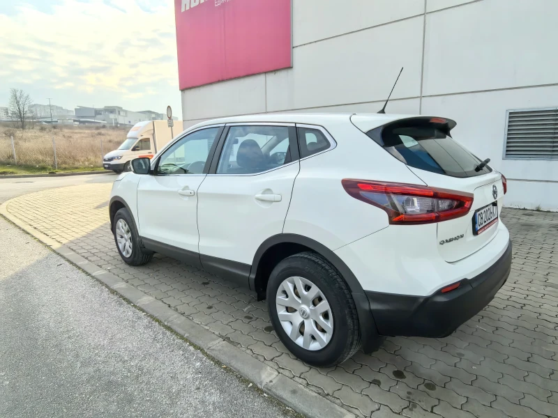 Nissan Qashqai 1.2, снимка 4 - Автомобили и джипове - 52976651