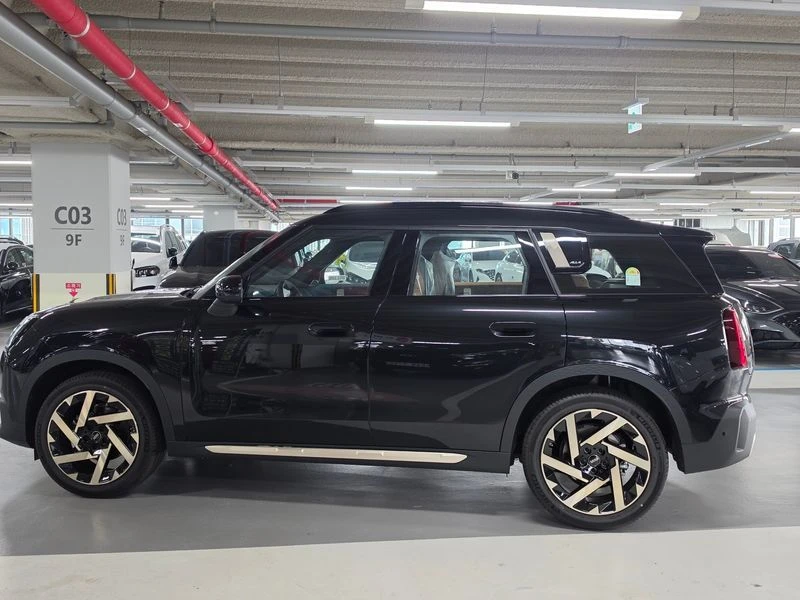 Mini Countryman 2.0 Automatic, снимка 6 - Автомобили и джипове - 56001790