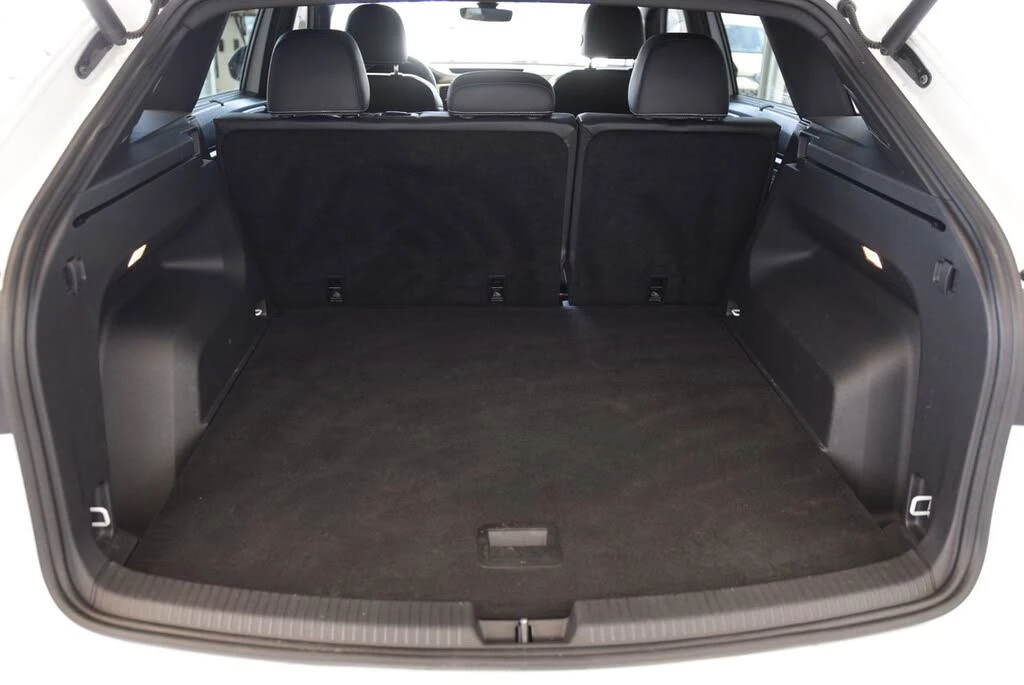 VW Atlas Volkswagen Atlas Cross* АвтоКредит* (ЦЕНА ДО БГ), снимка 16 - Автомобили и джипове - 53774861