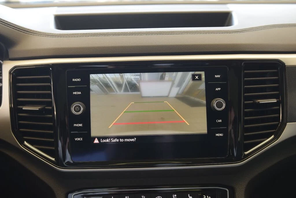 VW Atlas Volkswagen Atlas Cross* АвтоКредит* (ЦЕНА ДО БГ), снимка 12 - Автомобили и джипове - 53774861