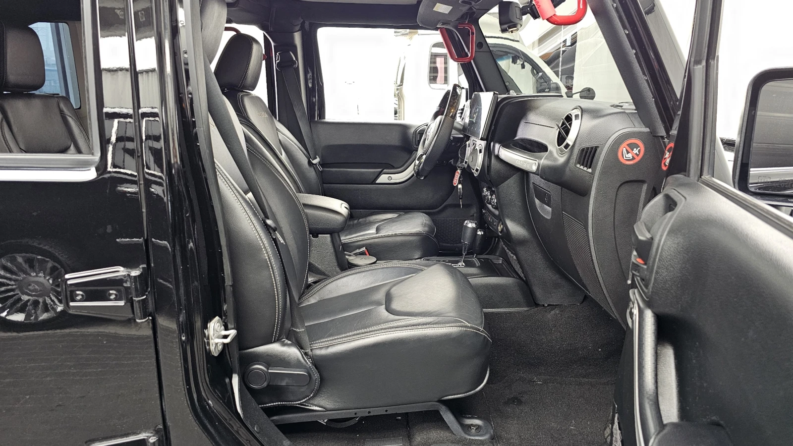 Jeep Wrangler 3.6* ������ ���� | Mobile.bg � ����������� 11