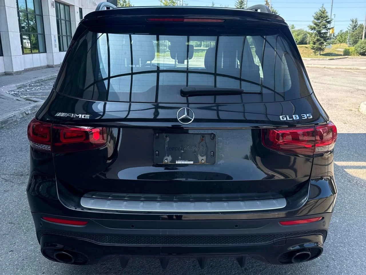 Mercedes-Benz GLB35AMG * АВТОКРЕДИТ БЕЗ ПЪРВОНАЧАЛНА ВНОСКА* , снимка 4 - Автомобили и джипове - 55621898
