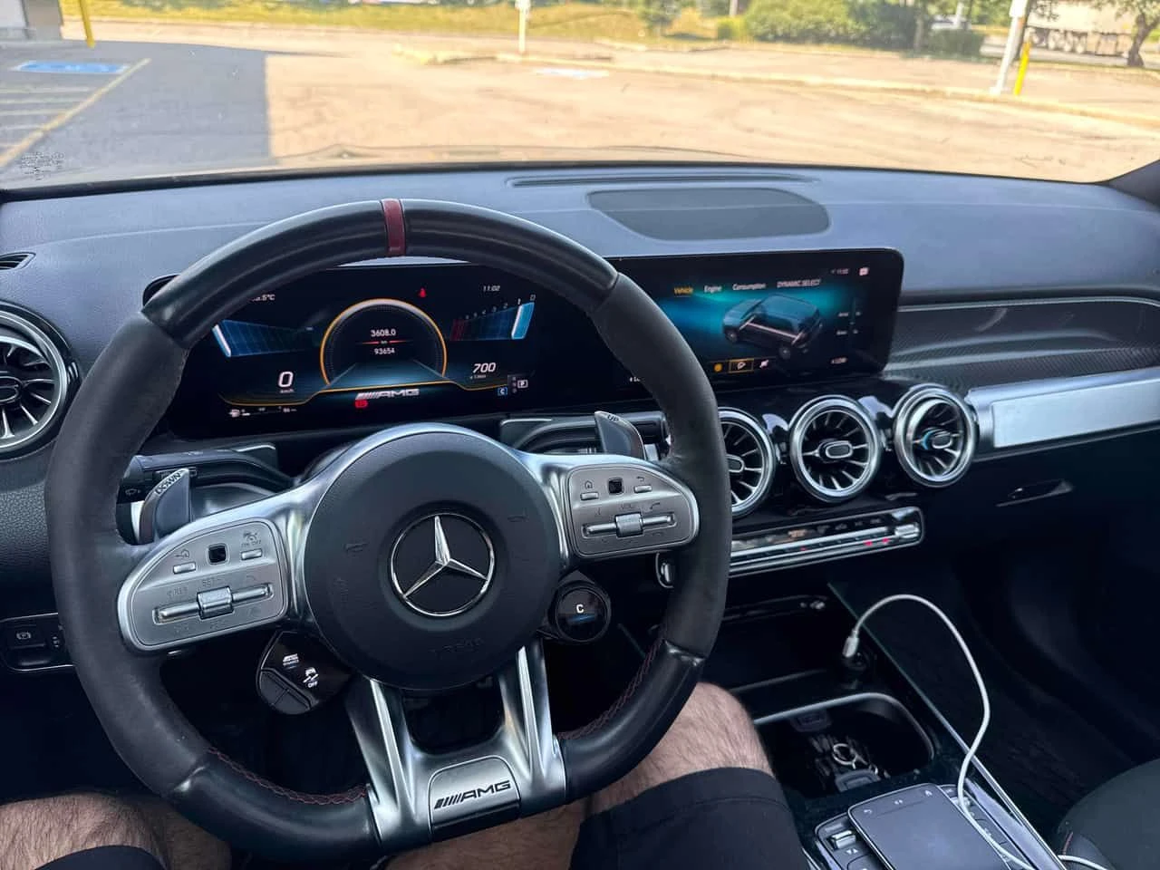 Mercedes-Benz GLB35AMG * АВТОКРЕДИТ БЕЗ ПЪРВОНАЧАЛНА ВНОСКА* , снимка 12 - Автомобили и джипове - 55621898