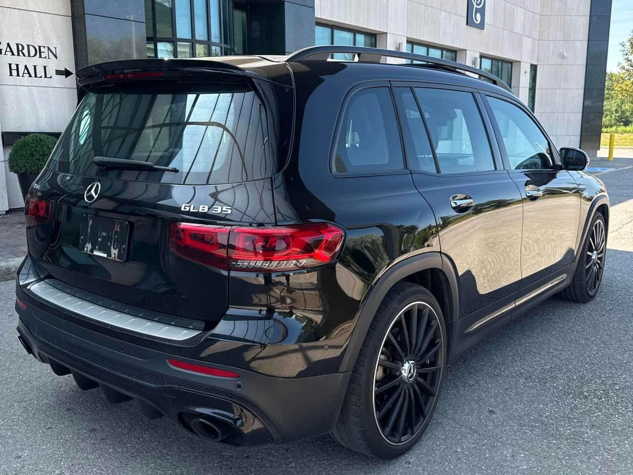Mercedes-Benz GLB35AMG * АВТОКРЕДИТ БЕЗ ПЪРВОНАЧАЛНА ВНОСКА* , снимка 9 - Автомобили и джипове - 55621898