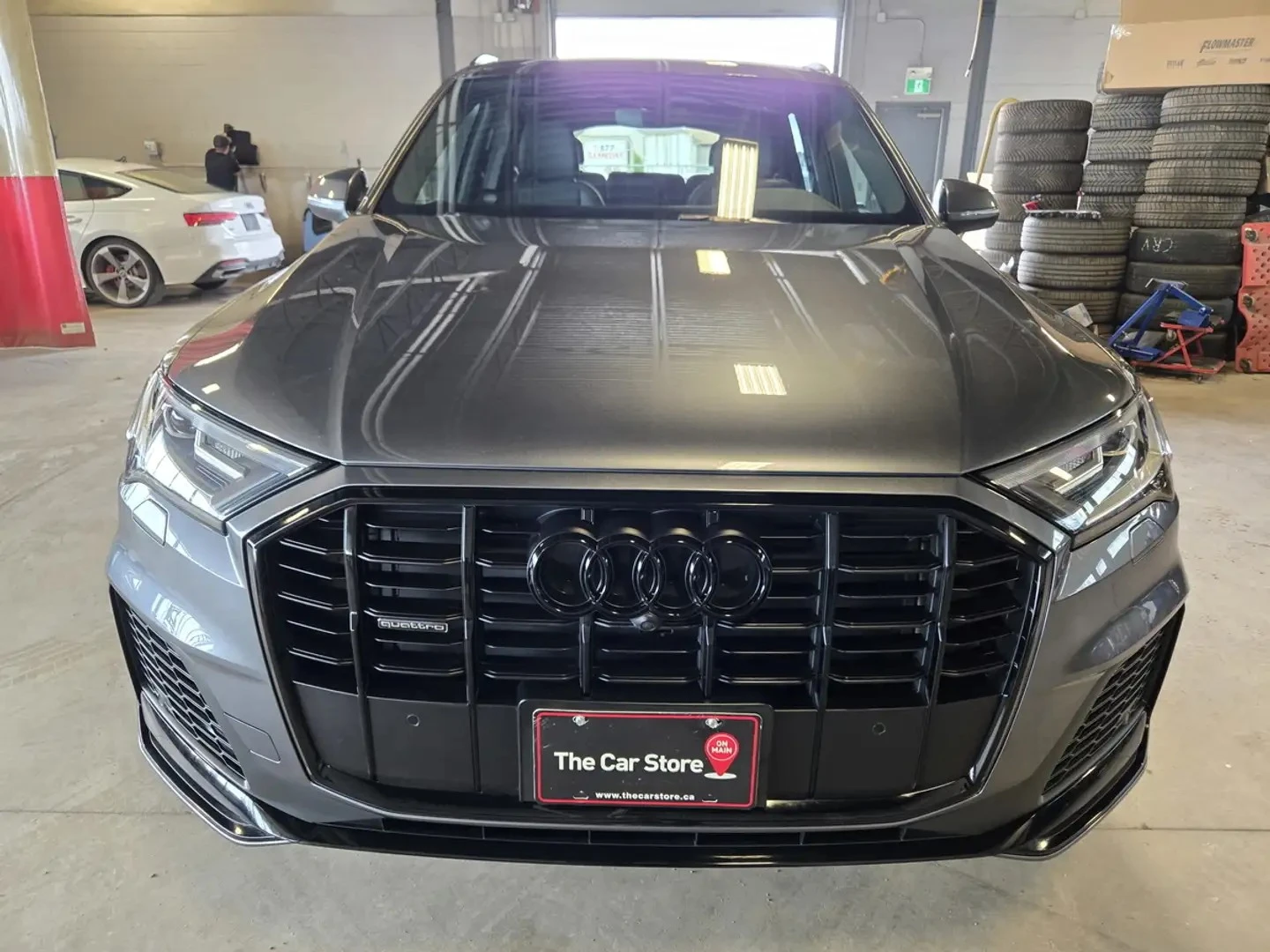 Audi Q7 KOMFORT S LINE ЦЕНА ДО БЪЛГАРИЯ АВТОКРЕДИТ, снимка 2 - Автомобили и джипове - 55887105