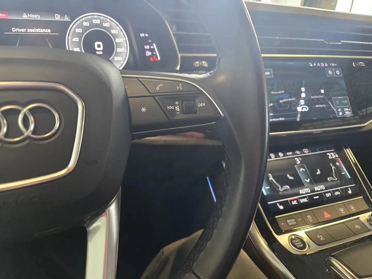 Audi Q7 KOMFORT S LINE ЦЕНА ДО БЪЛГАРИЯ АВТОКРЕДИТ, снимка 12 - Автомобили и джипове - 55887105