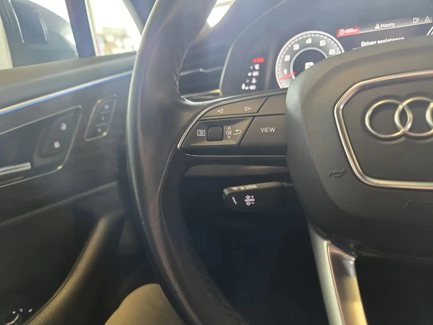 Audi Q7 KOMFORT S LINE ЦЕНА ДО БЪЛГАРИЯ АВТОКРЕДИТ, снимка 11 - Автомобили и джипове - 55887105