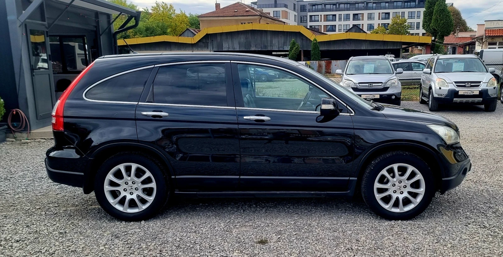 Honda Cr-v 2.0 i-VTEC 4x4 Екзекютив!ПОДЪРЖАНА САМО В ХОНДА!, снимка 4 - Автомобили и джипове - 56084920