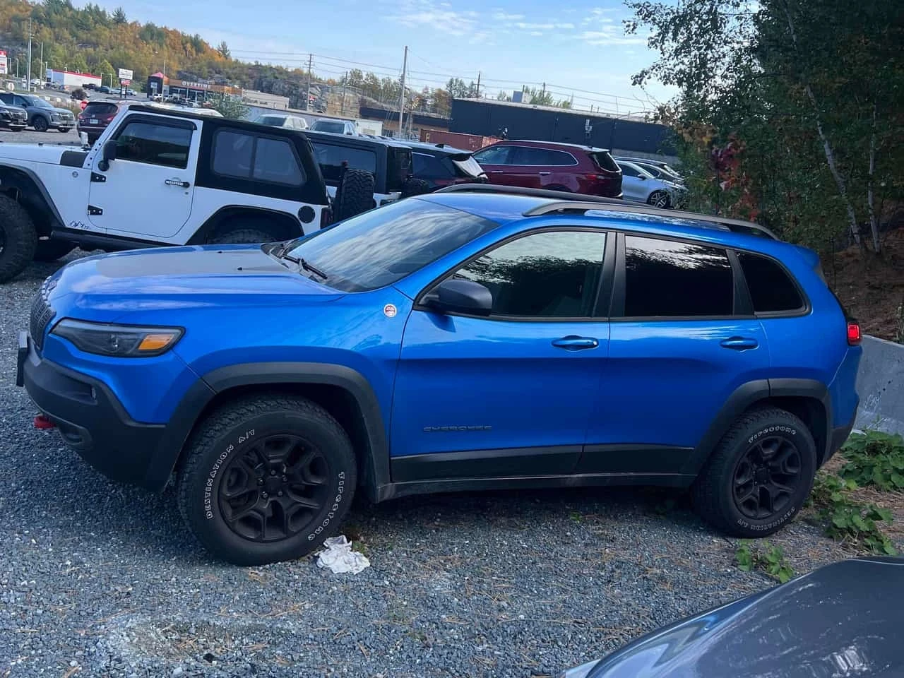 Jeep Cherokee * Trailhawk * CARFAX * ����� �� ����������� | Mobile.bg � ����������� 2
