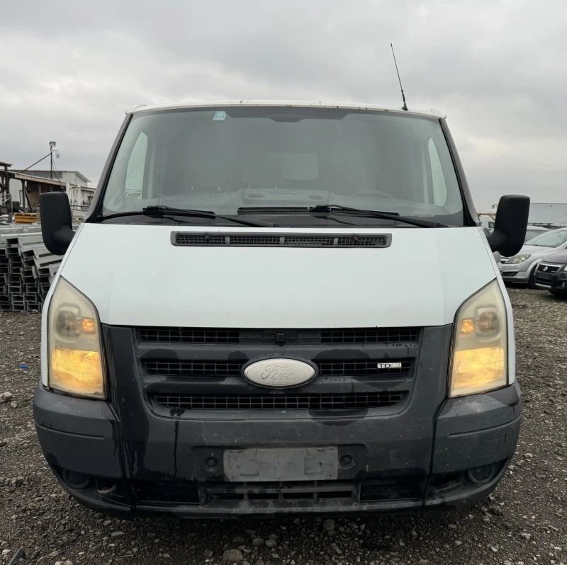 Ford Transit 2.2D С ХЛАДИЛНА ИЗОЛАЦИЯ, снимка 8 - Бусове и автобуси - 43326253