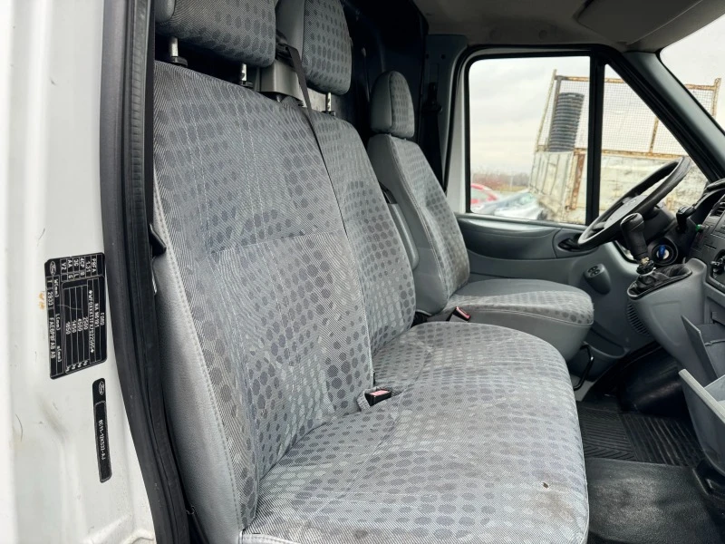 Ford Transit 2.2D С ХЛАДИЛНА ИЗОЛАЦИЯ, снимка 10 - Бусове и автобуси - 43326253