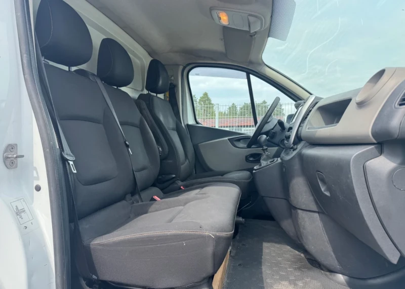 Renault Trafic 1.6 dCi 4 броя , снимка 5 - Бусове и автобуси - 51619260