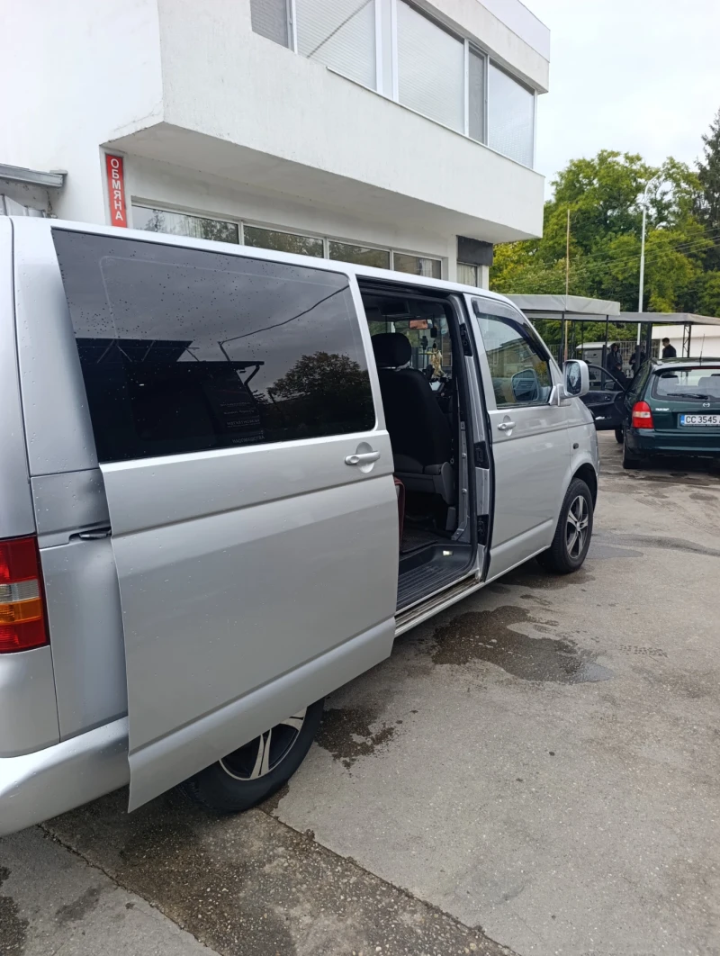 VW T5, снимка 11 - Бусове и автобуси - 52067834
