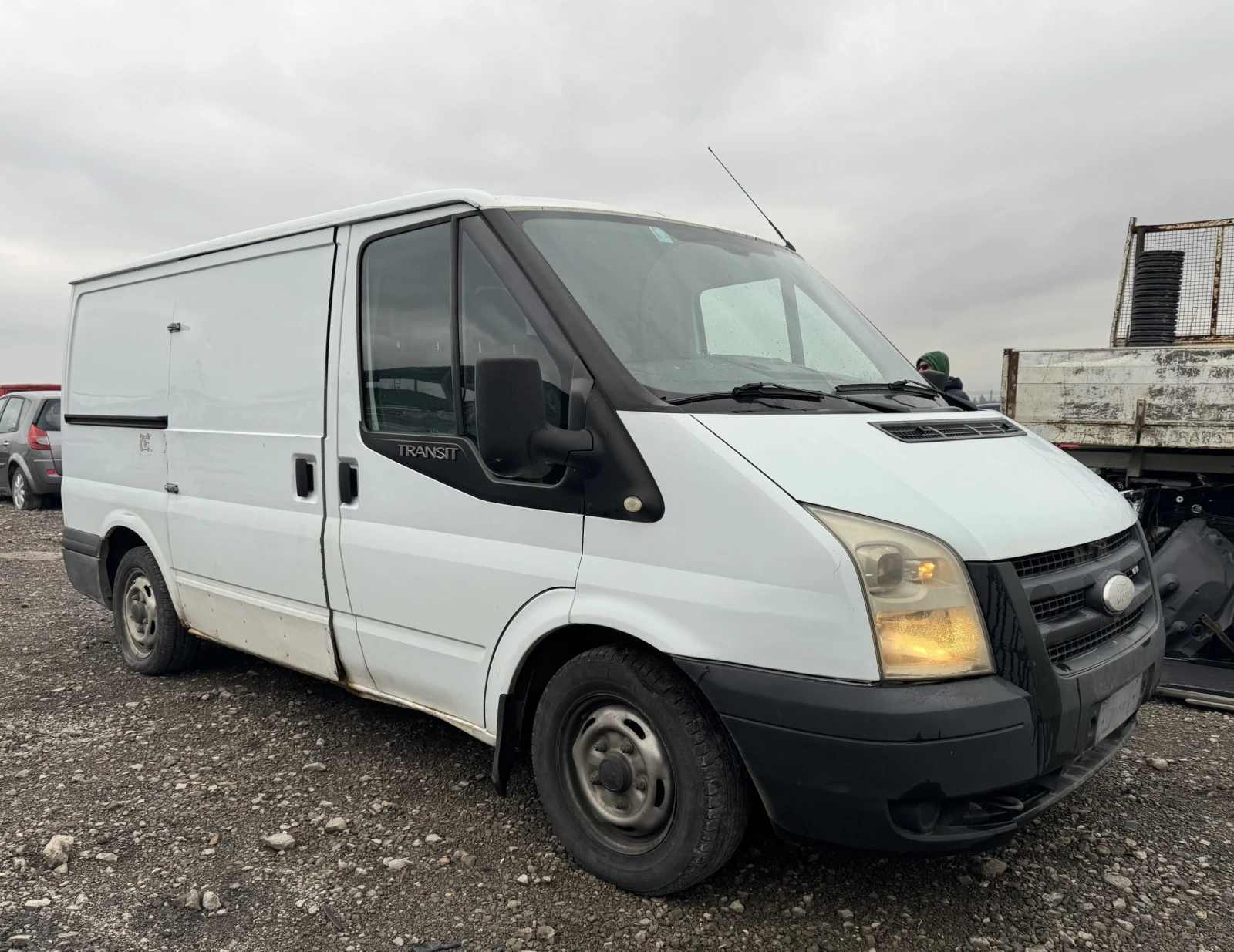 Ford Transit 2.2D С ХЛАДИЛНА ИЗОЛАЦИЯ - изображение 7